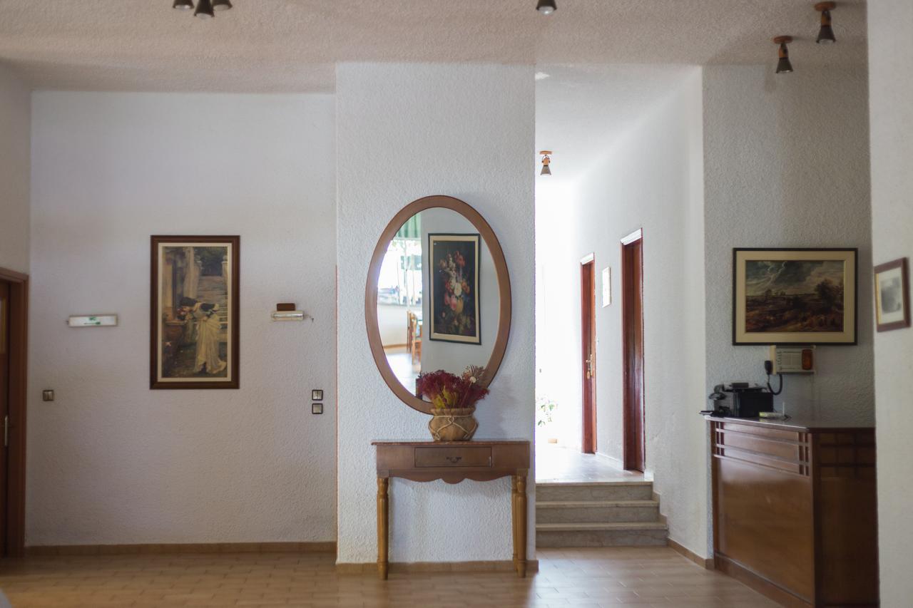 Hotel Hellas Epidaurus Eksteriør bilde